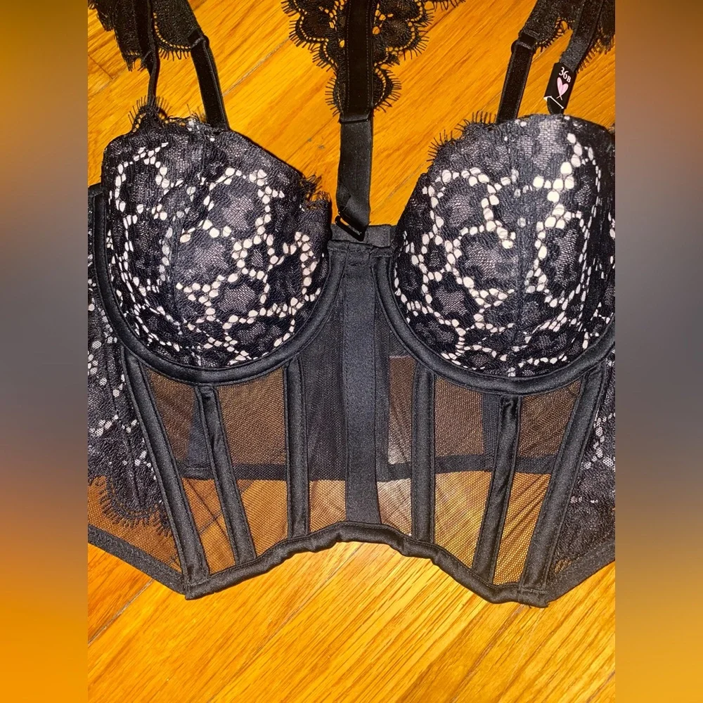Victoria's Secret Very Sexy Longline Halter Lace Corset Top (NWT) - Picture 9 of 16